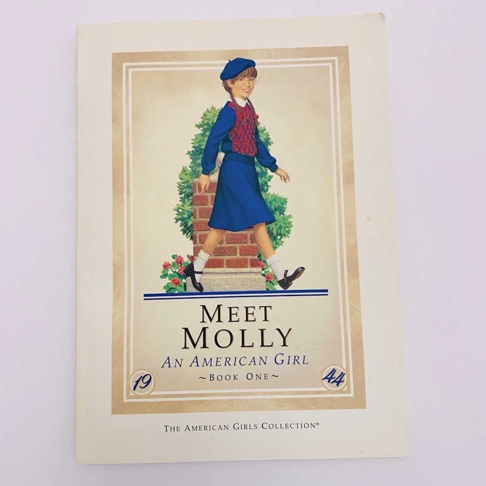 Meet Molly An American Girl Book One